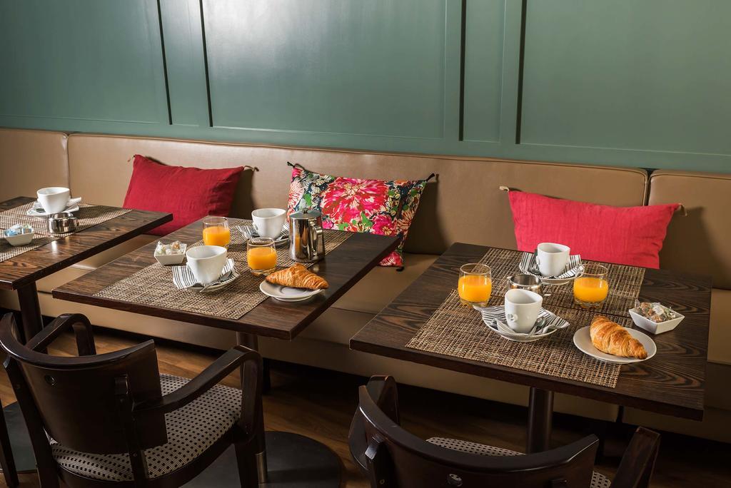 Vivienne Hotel